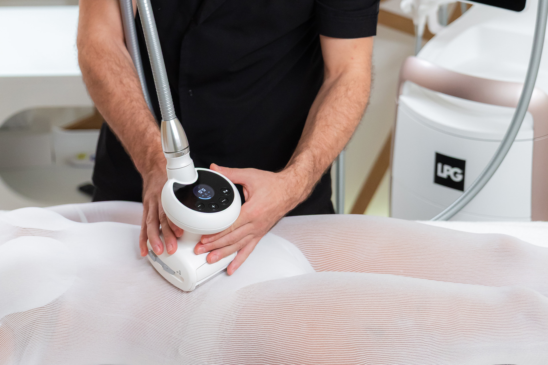 LPG Cellu M6 Infinity – Shiseido Spa